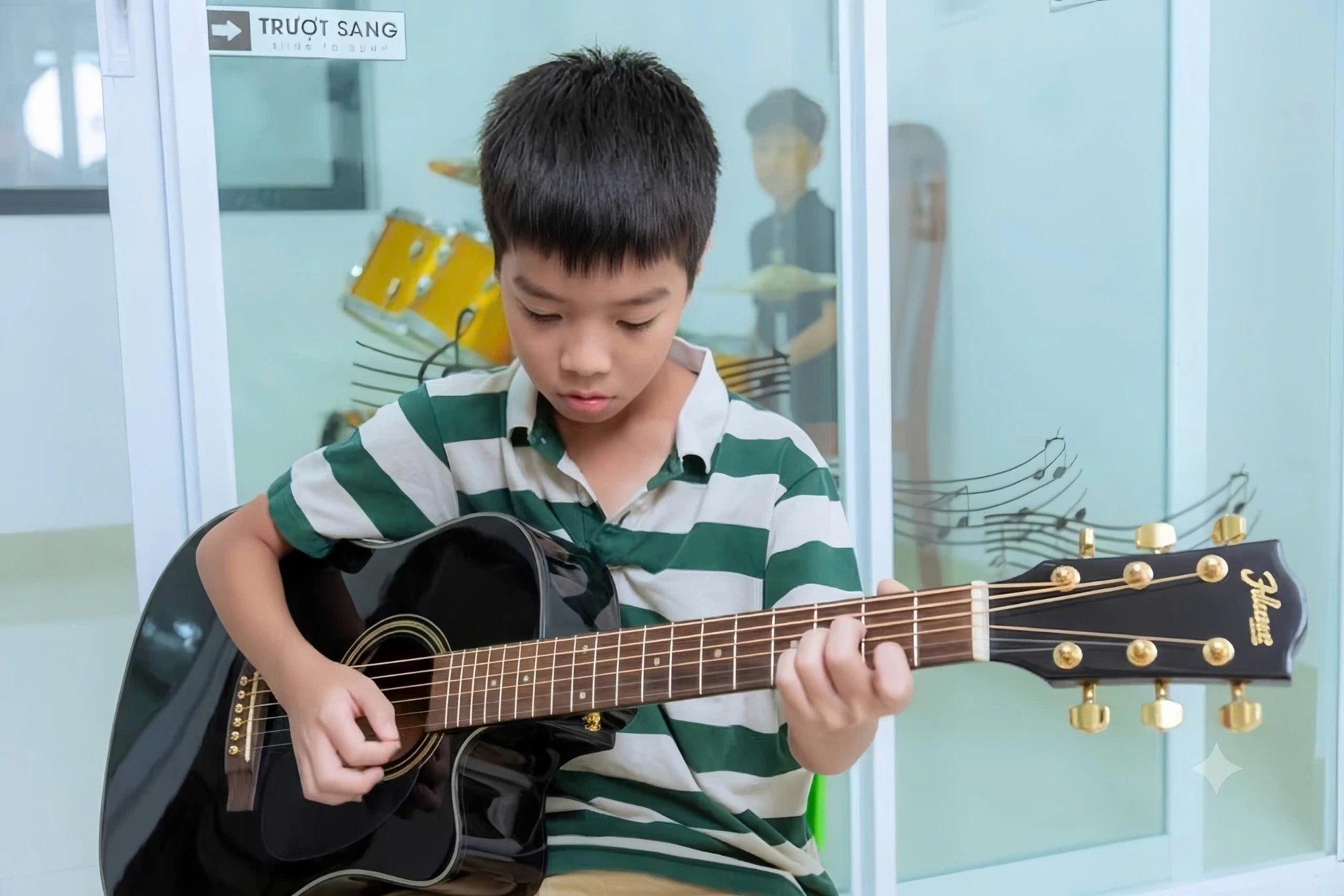 Học Guitar tại Keysera Arts Center